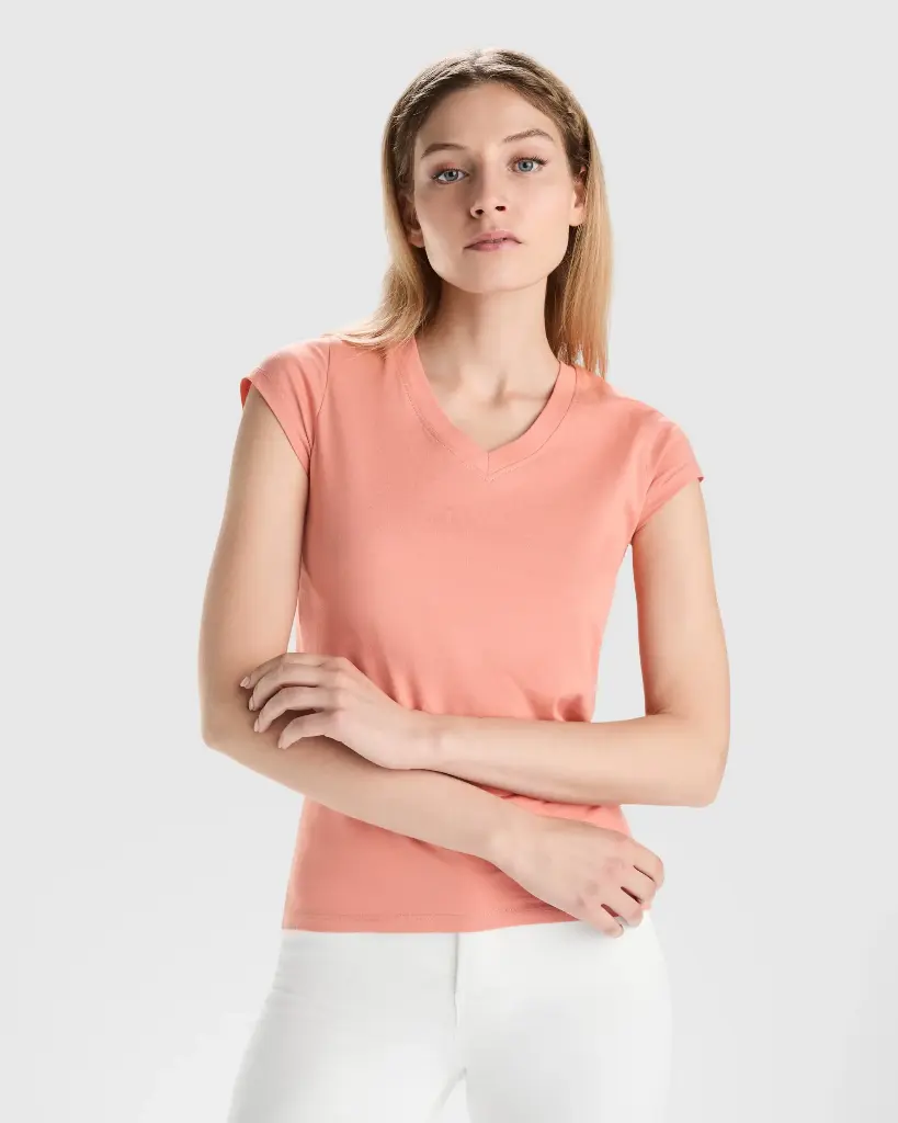 CAMISETA VICTORIA MUJER · MC · CUELLO V · 100% ALGODON · [155g]